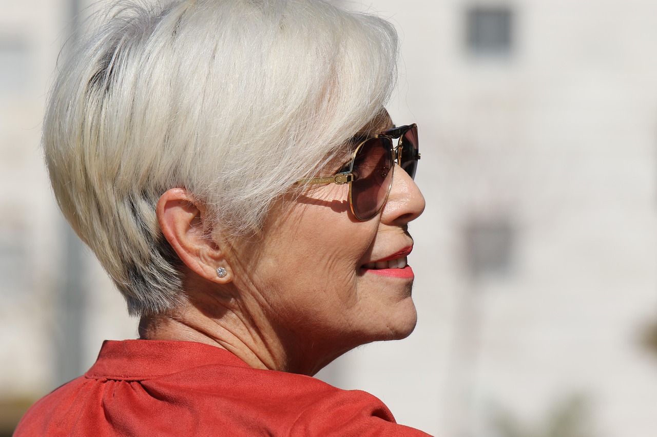cati ani are oana sarbu